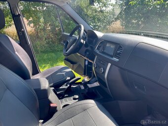 Moderní UAZ pickup - 6