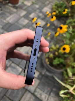 iPhone 12 Mini 64Gb...lehce opotřebený...černý - 6