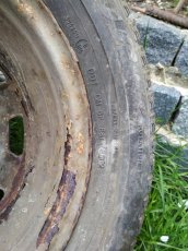 Sada starších zimních pneu s diskem - 195/65 R15 - 6