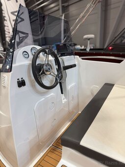 Nový motorový člun Giant 475 Sport+MOTOR - 6