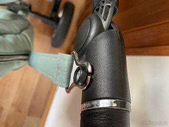 Sojan Agix 29 – Elegantní světle modrý kočárek - 6