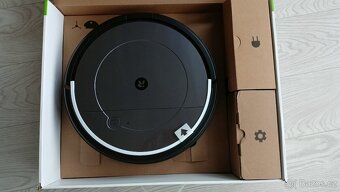 iRobot vacuum and mop - 6