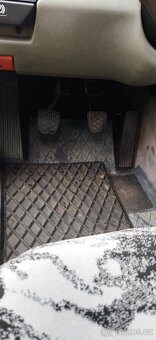 Prodám veterán Mercedes–Benz 124, 200 D - 6