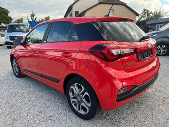 Hyundai i20 1.0T-GDI 74kW 65000 km Top výbava Automat - 6