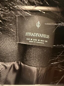 Černý kabát s kožíškem - 6