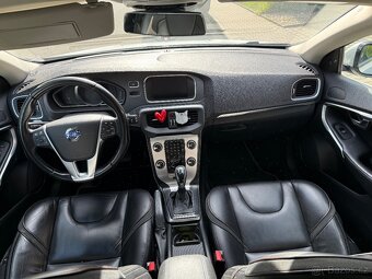 Volvo V40 Cross Country D4 140kw DPH Plna vybava - 6