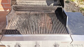 Plynový gril Char-Broil - 6
