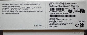 Náhradní bezdrátové nabíjecí pouzdro Airpods 3 - 6