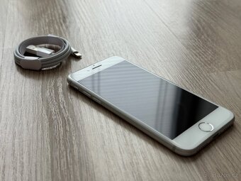 Apple iPhone 7 32Gb Silver - jako nový - 6