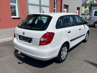 Škoda Fabia 2 kombi 1.4 16V Klimatizace - 6