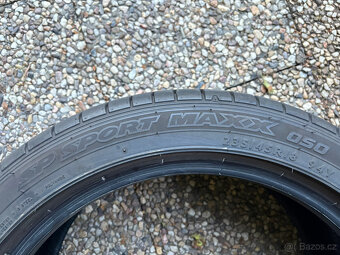 Letní Dunlop 235/45 R18 - 6