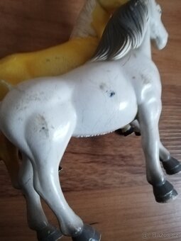 Klisna a hřebec - 2 x figurka koně - Palomino + Andalusian - 6