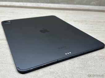 iPad Pro 13 256GB Wi-Fi + Cellular Space Black, 100% batéria - 6