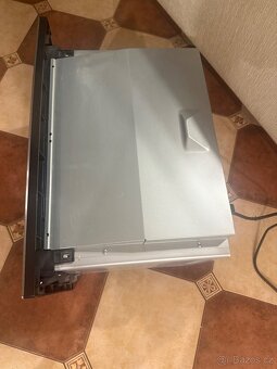 Vestavná mikrovlnná trouba EMT25207OX - 6