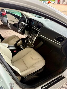 Volvo V40, 2,0d - 140kw - 6