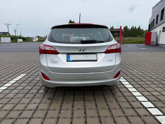 Hyundai i30 / 2016 - 6