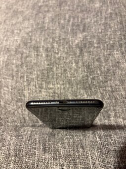 iPhone 7 Plus 128GB - 6