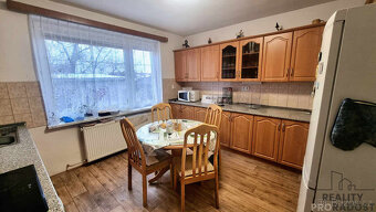 Prodej rodinného domu 150 m2, pozemek 640 m2 - 6