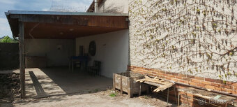 Dům vhodný k podnikaní + bydleni.Pozemek 1820m2. - 6