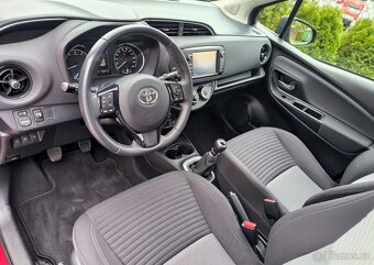 Toyota Yaris 1.5 Life Benzin 68kW - 6