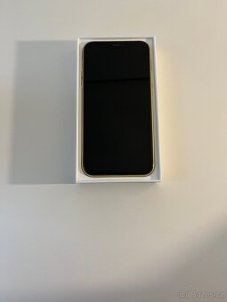 iphone 11 žlutý+kryty - 6