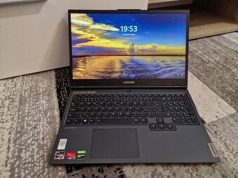 6 Jádrovy Lenovo Legion s Brašnou na filmy hry internet atd - 6