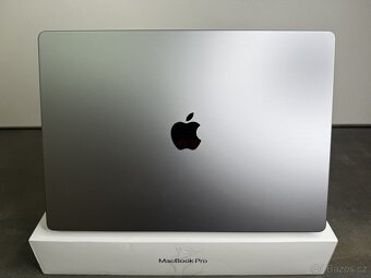 MacBook Pro 16'' 2021 / M1 Max / 32GB / 1TB SSD / Space Gr - 6