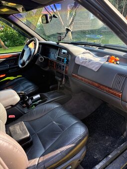 Jeep Grandcherokee ZJ 5.2 v8 - 6