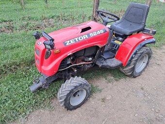 Malotraktor Unimax s příslušenstvím - 6