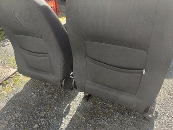 Sedačky Fabia II - vlnky - 6