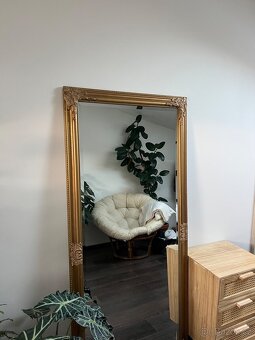 Zrcadlo se zlatým rámem - 6