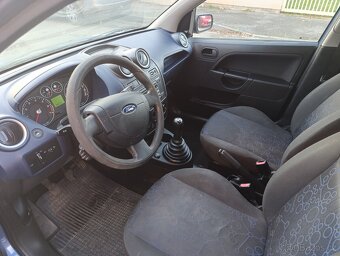 Ford Fiesta 1.3 i - 6
