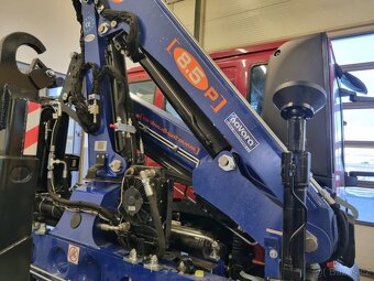 NOVÉ IVECO RUKA A NOSIČ KONTEJNERU - 6