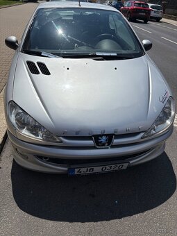 Prodám Peugeot 206 CC Kabriolet benzín 1,6.80Kw - 6