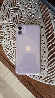 Prodám iPhone 11 - 6
