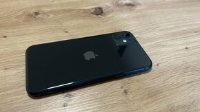 Apple iPhone 11 64GB, příslušenství, 4500Kč - 6