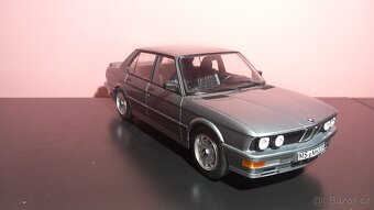 1:18 bmw 535i - 6