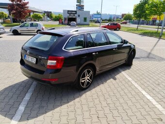 ŠKODA OCTAVIA COMBI 1.6TDI 77KW - 6