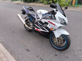 Honda CBR600 Fi 4 Sport - 6