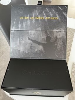 JBL Charge 5 Tomorrowland Edition - 6