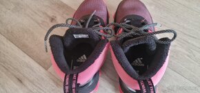 ZIMNÍ BOTY ADIDAS, PC 1.800,-KČ,JAKO NOVÉ, vel. 32 - 6
