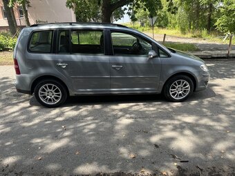 Volkswagen Touran 1.4tsi, naj 106 tis. km, vyhř. sedačky. - 6