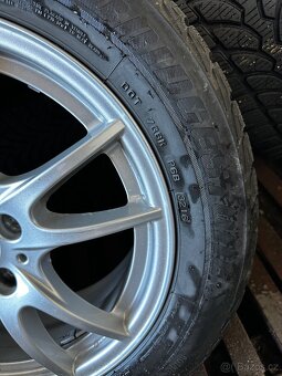 5x112 R16 6,5J ET49 Mercedes Benz + 205/55 R16 zimné - 6