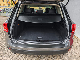 Volkswagen Touareg 3.0TDi V6 4x4 Xenon 360°Kamera - 6