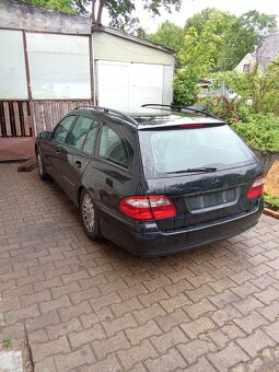 Mercedes e220 bez koroze - 6