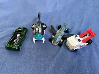 Hot Wheels - 6
