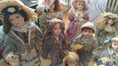 Porcelánové panenky různých velikostí - 6