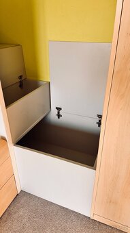 Dětský set (2x postel + schody s úložným prostorem). - 6