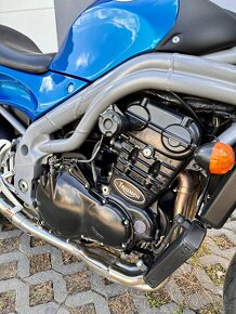 Triumph speed triple 955i - 6