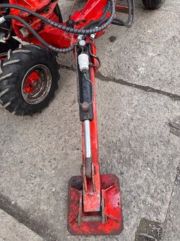 Minibagr Ryan R600 - 6